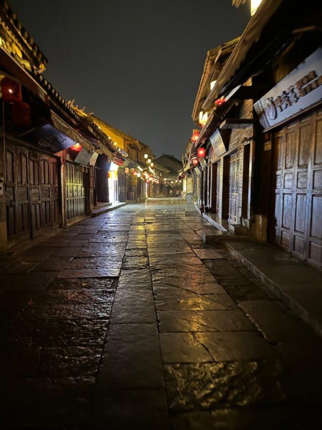 夜雨古巷·光影诗意